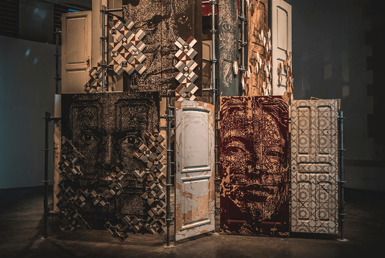 Vhils Momentum